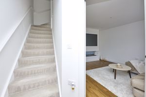 Photo 16- click for photo gallery